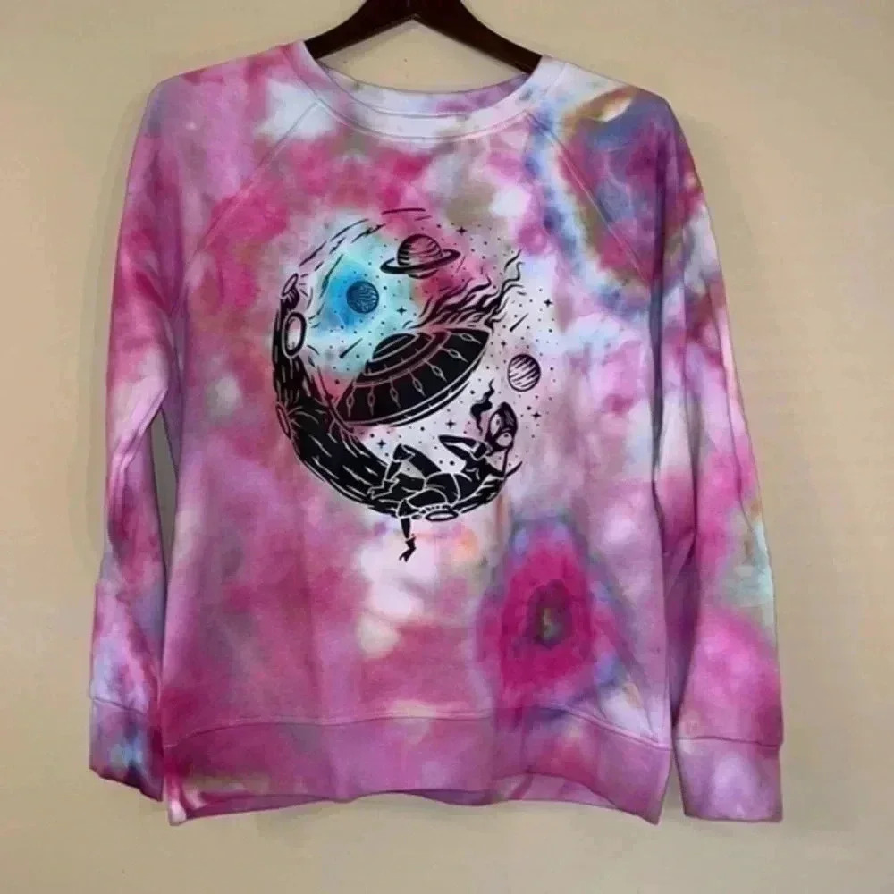 Tie Dye Sweatshirt Alien Sipping Coffee Handmade Size L